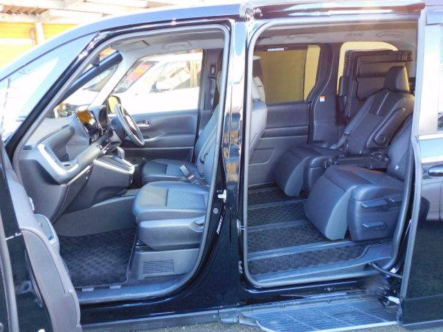 ノア ハイブリッドZ 10.5インチディスプレイオーディオPlus ブラインドスポットモニター ユニバーサルステップ ドライビングサポート&快適利便パッケージHigh トヨタチームメイト 前後ドライブレコーダー(12枚目)