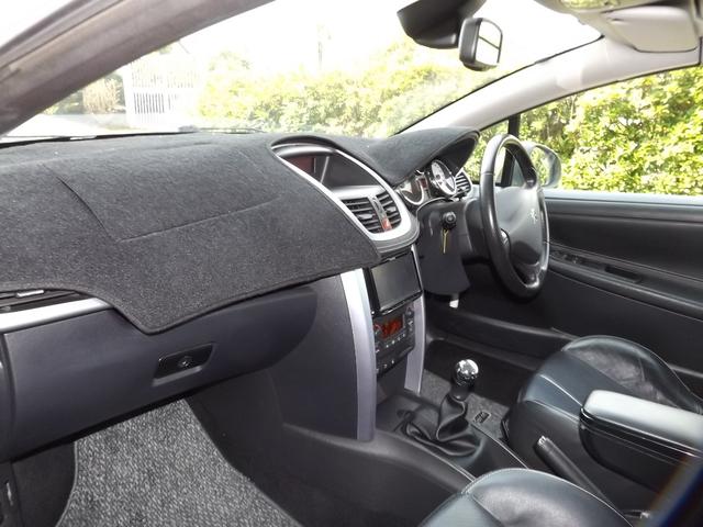 GT 電動オープンカー禁煙車5速マニュアル車HDDナビフルセグTV事故修復歴なし本革シートシートヒーター付き(7枚目)