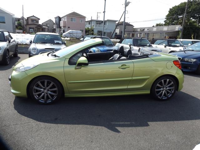GT 電動オープンカー禁煙車5速マニュアル車HDDナビフルセグTV事故修復歴なし本革シートシートヒーター付き(26枚目)