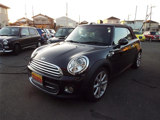 ＭＩＮＩ クーパー　コンバーチブル　ハイゲート　ワンオーナー特別限定車禁煙車電動オープンカー本革シート（2枚目）