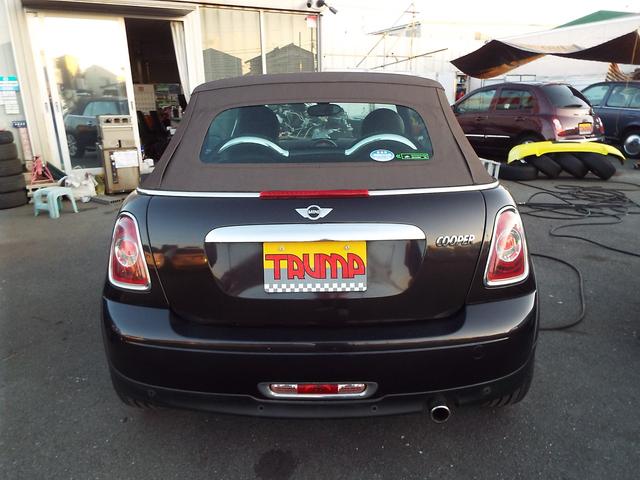 ＭＩＮＩ クーパー　コンバーチブル　ハイゲート　ワンオーナー特別限定車禁煙車電動オープンカー本革シート（21枚目）