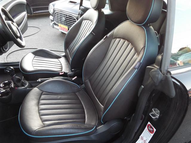 ＭＩＮＩ クーパー　コンバーチブル　ハイゲート　ワンオーナー特別限定車禁煙車電動オープンカー本革シート（31枚目）