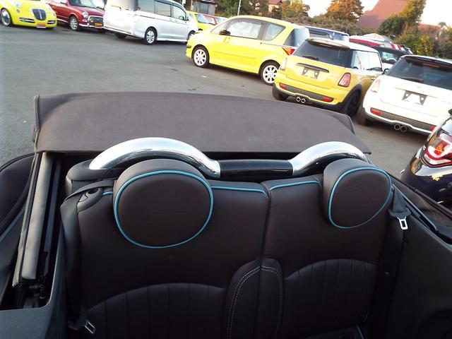 ＭＩＮＩ クーパー　コンバーチブル　ハイゲート　ワンオーナー特別限定車禁煙車電動オープンカー本革シート（35枚目）