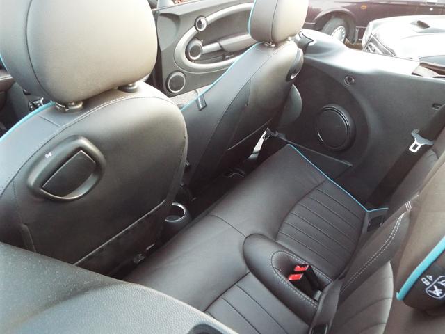 ＭＩＮＩ クーパー　コンバーチブル　ハイゲート　ワンオーナー特別限定車禁煙車電動オープンカー本革シート（43枚目）