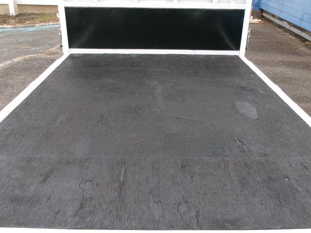 エルフトラック Ｗキャブフラットロー　Ｗキャブ　１．７５ｔ　低床　オートマ　リアヒーター（24枚目）