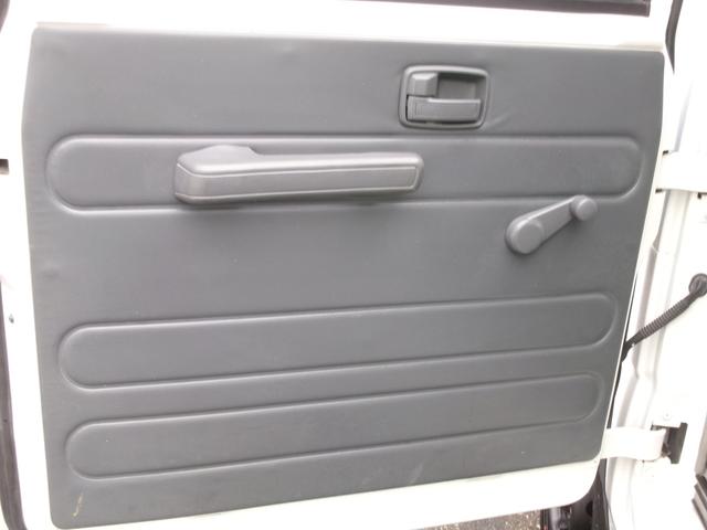 エルフトラック Ｗキャブフラットロー　Ｗキャブ　１．７５ｔ　低床　オートマ　リアヒーター（42枚目）