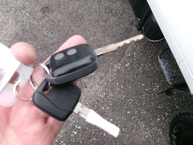 エルフトラック Ｗキャブフラットロー　Ｗキャブ　１．７５ｔ　低床　オートマ　リアヒーター（51枚目）