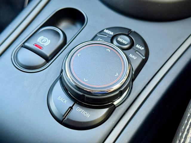 MINI クーパーD クロスオーバー 純正HDDナビ バックカメラ 全車速追従レーダークルーズコントロール キックオープンパワーバックドア ディーゼルターボ デュアルオートエアコン ETC2.0 LEDヘッドライト ミラードラレコ(38枚目)