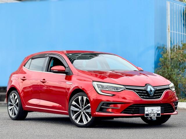 メガーヌ インテンス　スマホ連動ディスプレイオーディオ　バックカメラ　全車速追従レーダークルコン　標識認識　ブラインドスポットモニター　ハーフレザーシート　シートヒーター　ＥＴＣ２．０　前後ソナー　禁煙車　ＬＥＤライト（8枚目）