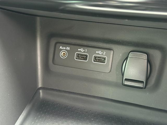 メガーヌ インテンス　スマホ連動ディスプレイオーディオ　バックカメラ　全車速追従レーダークルコン　標識認識　ブラインドスポットモニター　ハーフレザーシート　シートヒーター　ＥＴＣ２．０　前後ソナー　禁煙車　ＬＥＤライト（39枚目）