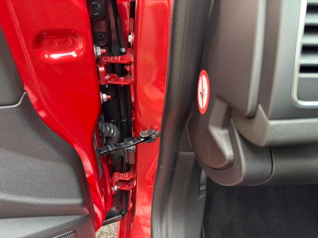 メガーヌ インテンス　スマホ連動ディスプレイオーディオ　バックカメラ　全車速追従レーダークルコン　標識認識　ブラインドスポットモニター　ハーフレザーシート　シートヒーター　ＥＴＣ２．０　前後ソナー　禁煙車　ＬＥＤライト（71枚目）