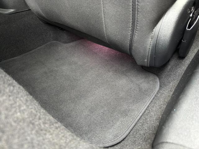 ＭＩＮＩ クーパーＳ　クラブマン　純正ナビ　ＢＴオーディオ　バックカメラ　ＵＳＢ接続　音楽録音機能　クルーズコントロール　ＥＴＣ２．０　ＬＥＤライト　ＬＥＤフロントフォグ　デイライト　純正アルミ　禁煙車　リアソナー　オートワイパー（55枚目）