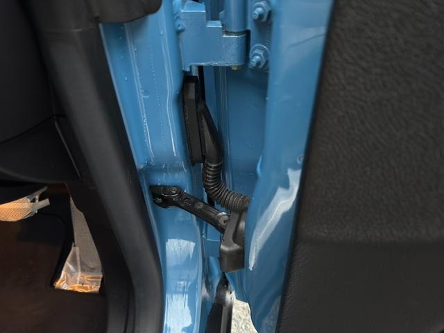 MINI クーパー クーペ レザーシート HIDヘッドライト 純正アルミホイール パドルシフト 社外シートヒーター リアソナー 電動リアスポイラー 社外デジタルインナーミラー オートエアコン 禁煙車 カイトブルー ETC(46枚目)