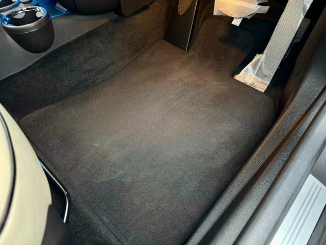 MINI クーパー クーペ レザーシート HIDヘッドライト 純正アルミホイール パドルシフト 社外シートヒーター リアソナー 電動リアスポイラー 社外デジタルインナーミラー オートエアコン 禁煙車 カイトブルー ETC(48枚目)