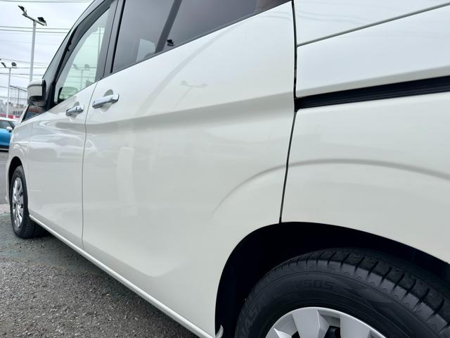 セレナ Ｓ　純正ナビ　フルセグ　ＢＴオーディオ　アラウンドモニター　衝突被害軽減ブレーキ　クルーズコントロール　オートエアコン　ドラレコ　前後ソナー　パワースライドドア　ＥＴＣ　オートライト　リアクーラー　買取車（17枚目）