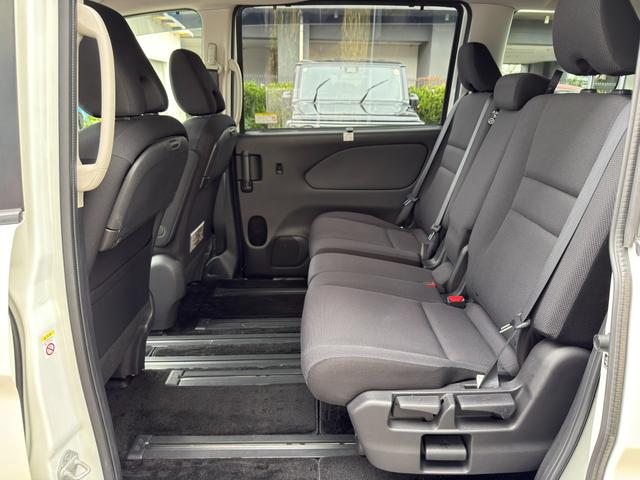 セレナ Ｓ　純正ナビ　フルセグ　ＢＴオーディオ　アラウンドモニター　衝突被害軽減ブレーキ　クルーズコントロール　オートエアコン　ドラレコ　前後ソナー　パワースライドドア　ＥＴＣ　オートライト　リアクーラー　買取車（56枚目）