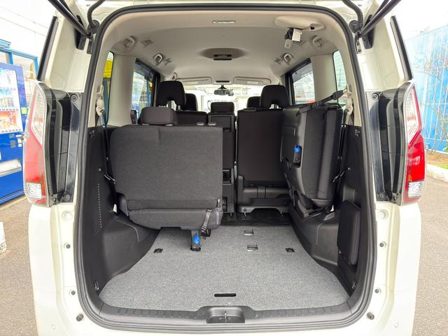 セレナ Ｓ　純正ナビ　フルセグ　ＢＴオーディオ　アラウンドモニター　衝突被害軽減ブレーキ　クルーズコントロール　オートエアコン　ドラレコ　前後ソナー　パワースライドドア　ＥＴＣ　オートライト　リアクーラー　買取車（70枚目）