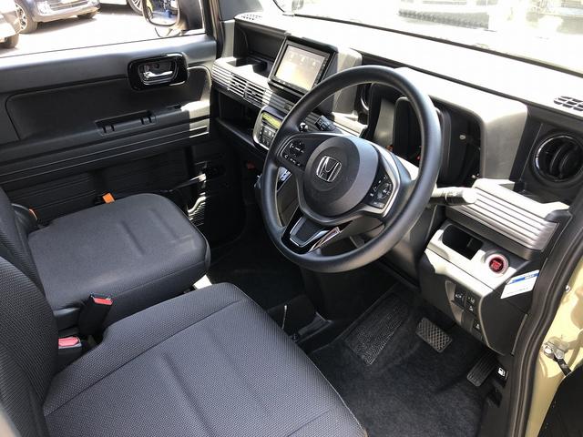 Ｎ－ＶＡＮ＋スタイル ファン・ホンダセンシング　ＦＡＦリフトアップサス　外部電源キット　ＳＤナビ　Ｂｌｕｅｔｏｏｔｈ接続　ドラレコ　ルーフコンソール　１４インチＡＷ　ＵＳＢ充電　ＣＭＢＳ　ＬＫＡＳ　ＡＣＣ　オートハイビーム　標識検知　先行車発進告知（20枚目）
