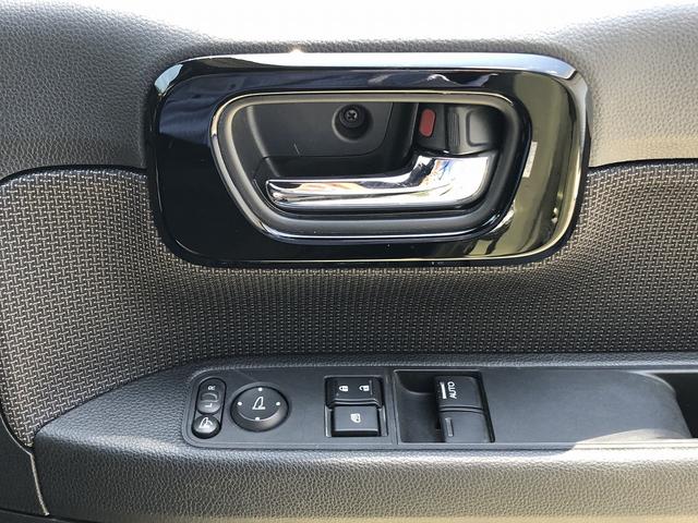Ｎ－ＶＡＮ＋スタイル ファン・ホンダセンシング　ＦＡＦリフトアップサス　外部電源キット　ＳＤナビ　Ｂｌｕｅｔｏｏｔｈ接続　ドラレコ　ルーフコンソール　１４インチＡＷ　ＵＳＢ充電　ＣＭＢＳ　ＬＫＡＳ　ＡＣＣ　オートハイビーム　標識検知　先行車発進告知（70枚目）