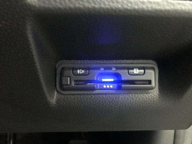 ステップワゴン ｅ：ＨＥＶスパーダ　ホンダセンシング　９インチナビ　ＢＴ・ＵＳＢ・カープレイ接続　マルチビューカメラ　フリップダウンモニター　デジタルミラー　前後ドラレコ　電動ゲート　１タッチＷパワスラ　ヒーター付半革シート　オットマン（32枚目）