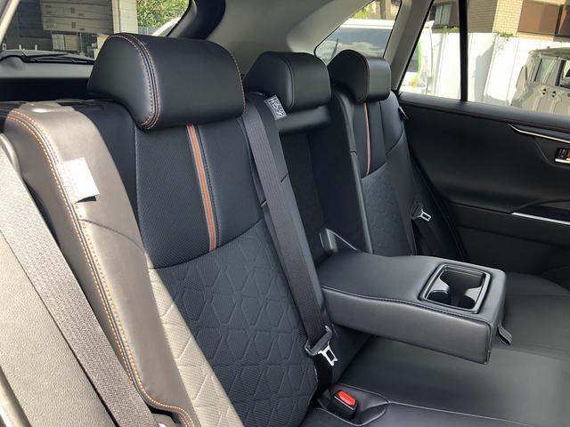 ＲＡＶ４ アドベンチャー　パノラマムーンルーフ　デジタルインナーミラー　セーフティＳ　１０．５インチディスプレイ　ＢＴ・ＵＳＢ　全方位カメラ　電動バックドア　温冷シート　ＬＥＤオートライト　　プリクラッシュ　レーダークルーズ（62枚目）