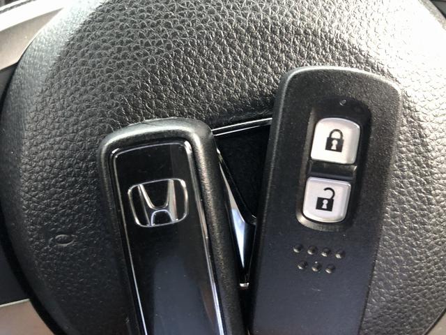 Ｎ－ＶＡＮ＋スタイル ファン　ホンダセンシング　ＳＤナビ　ＢＴ接続　Ｂカメラ　黒革調シートカバー　ＬＥＤオートライト＆フォグ　ＵＳＢ充電　ＥＴＣ　アームレスト　ステアスイッチ　ＣＭＢＳ　ＬＫＡＳ　　ＡＣＣ　先行車発進お知らせ　禁煙（40枚目）