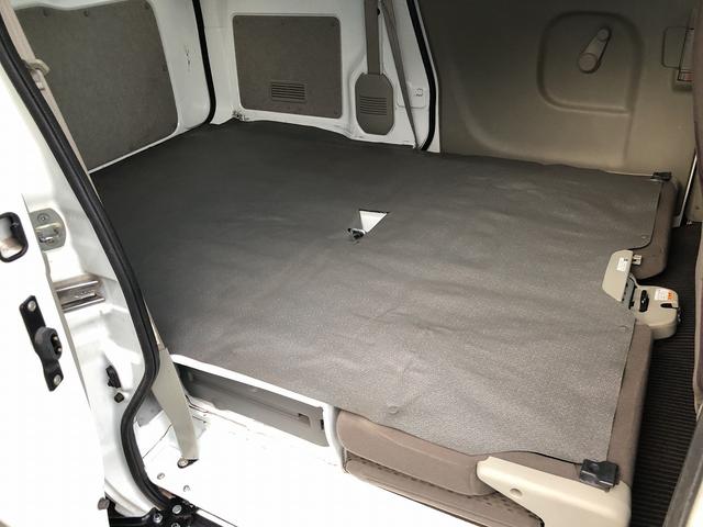 エブリイ ＰＣ　車検令和９年まで　５ＡＧＳ車　２ＮＤ発進　ＭＴモード　ルーフコンソール　キーレスエントリー　ライトレベライザー　ラジオ　ＰＷ　登録遅れ（69枚目）