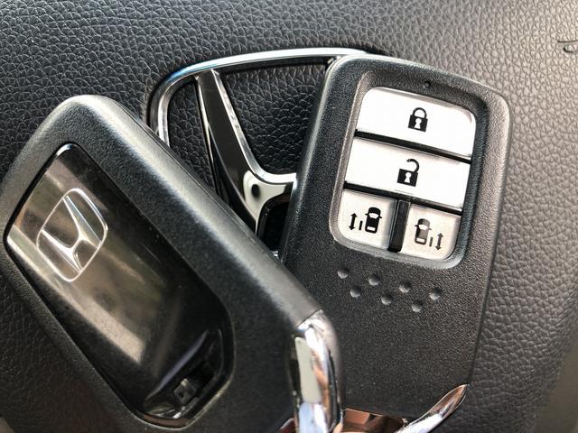 ステップワゴンスパーダ スパーダクールスピリット　アドバンスパッケージβ　ホンダセンシング　９型ナビ　ＢＴ・ＵＳＢ・カープレイ接続　Ｂカメ　フリップダウンモニター　前後ドラレコ　わくわくゲート　ヒーター付半革シート　Ｗパワスラ　ＬＥＤオートライト　ＡＣＣ　ＣＭＢＳ　ＬＫＡＳ（48枚目）