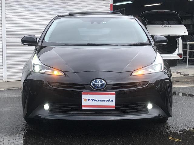 プリウス Ａプレミアム　後期　セーフティセンス　サンルーフ　メーカーナビ　Ｂｌｕｅｔｏｏｔｈ接続　バックカメラ　本革シート　温冷シート　インテリアパネル　駐車支援　ＢＳＭ　ＲＣＴＡ　Ｐソナー　ＡＣ１００Ｖ電源　ＥＴＣ２．０（4枚目）