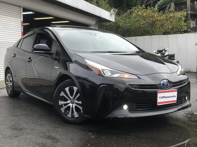 プリウス Ａプレミアム　後期　セーフティセンス　サンルーフ　メーカーナビ　Ｂｌｕｅｔｏｏｔｈ接続　バックカメラ　本革シート　温冷シート　インテリアパネル　駐車支援　ＢＳＭ　ＲＣＴＡ　Ｐソナー　ＡＣ１００Ｖ電源　ＥＴＣ２．０（5枚目）