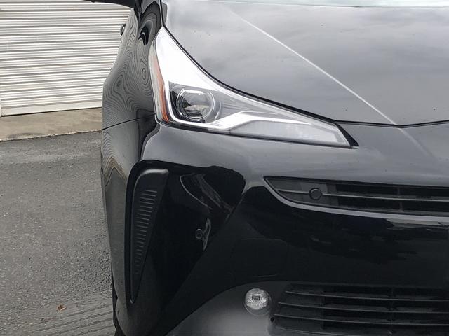 プリウス Ａプレミアム　後期　セーフティセンス　サンルーフ　メーカーナビ　Ｂｌｕｅｔｏｏｔｈ接続　バックカメラ　本革シート　温冷シート　インテリアパネル　駐車支援　ＢＳＭ　ＲＣＴＡ　Ｐソナー　ＡＣ１００Ｖ電源　ＥＴＣ２．０（12枚目）