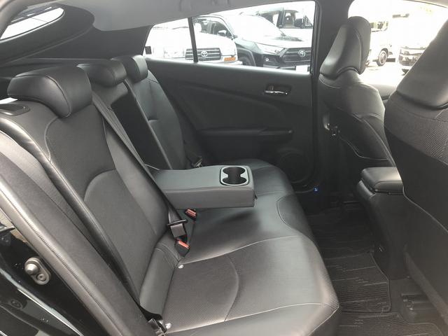 プリウス Ａプレミアム　後期　セーフティセンス　サンルーフ　メーカーナビ　Ｂｌｕｅｔｏｏｔｈ接続　バックカメラ　本革シート　温冷シート　インテリアパネル　駐車支援　ＢＳＭ　ＲＣＴＡ　Ｐソナー　ＡＣ１００Ｖ電源　ＥＴＣ２．０（23枚目）