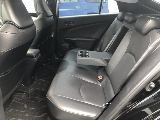 プリウス Ａプレミアム　後期　セーフティセンス　サンルーフ　メーカーナビ　Ｂｌｕｅｔｏｏｔｈ接続　バックカメラ　本革シート　温冷シート　インテリアパネル　駐車支援　ＢＳＭ　ＲＣＴＡ　Ｐソナー　ＡＣ１００Ｖ電源　ＥＴＣ２．０（26枚目）