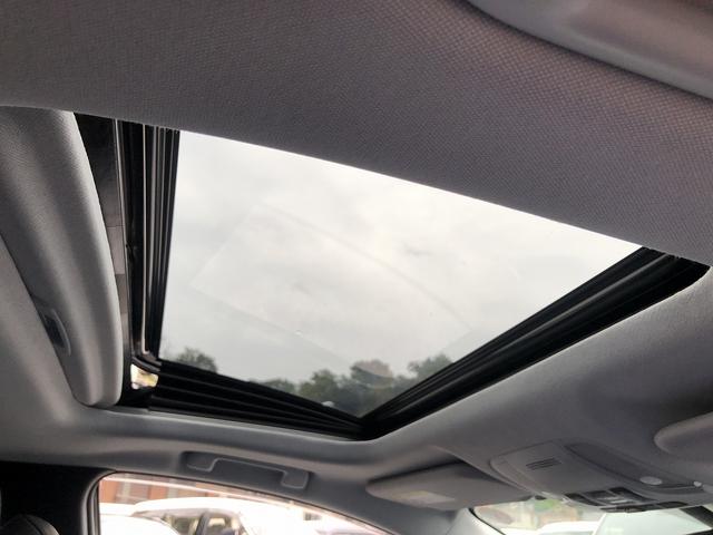 プリウス Ａプレミアム　後期　セーフティセンス　サンルーフ　メーカーナビ　Ｂｌｕｅｔｏｏｔｈ接続　バックカメラ　本革シート　温冷シート　インテリアパネル　駐車支援　ＢＳＭ　ＲＣＴＡ　Ｐソナー　ＡＣ１００Ｖ電源　ＥＴＣ２．０（40枚目）