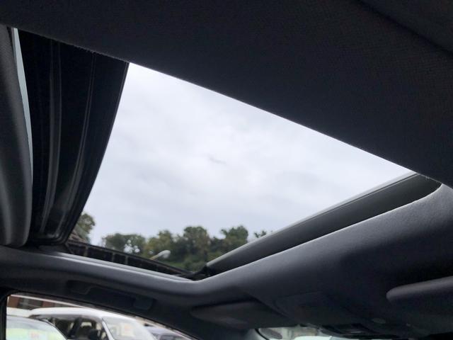 プリウス Ａプレミアム　後期　セーフティセンス　サンルーフ　メーカーナビ　Ｂｌｕｅｔｏｏｔｈ接続　バックカメラ　本革シート　温冷シート　インテリアパネル　駐車支援　ＢＳＭ　ＲＣＴＡ　Ｐソナー　ＡＣ１００Ｖ電源　ＥＴＣ２．０（42枚目）