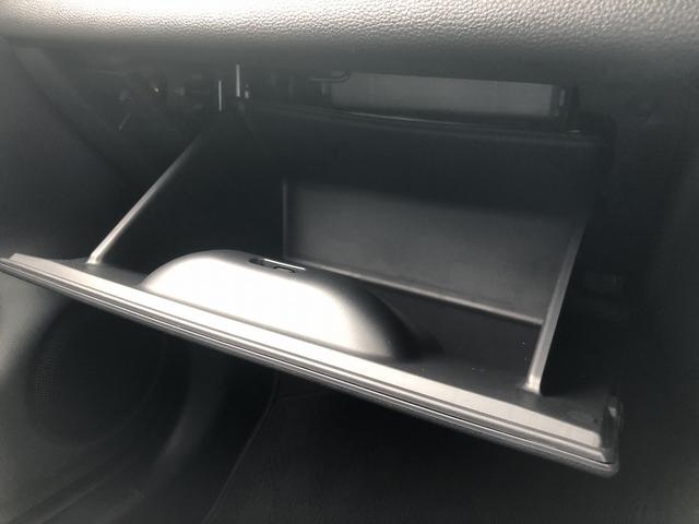 フィット ｅ：ＨＥＶ　ＲＳ　ホンダセンシング　９インチＳＤナビ　フルセグＴＶ　Ｂｌｕｅｔｏｏｔｈ接続　カープレイ　バックカメラ　ハーフレザー　ＥＴＣ２．０　ＬＥＤオートライト　ＵＳＢ充電　パドルシフト　ステアスイッチ　ＣＭＢＳ（39枚目）