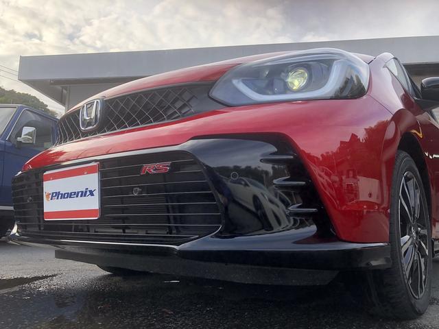 フィット ｅ：ＨＥＶ　ＲＳ　ホンダセンシング　９インチＳＤナビ　フルセグＴＶ　Ｂｌｕｅｔｏｏｔｈ接続　カープレイ　バックカメラ　ハーフレザー　ＥＴＣ２．０　ＬＥＤオートライト　ＵＳＢ充電　パドルシフト　ステアスイッチ　ＣＭＢＳ（49枚目）