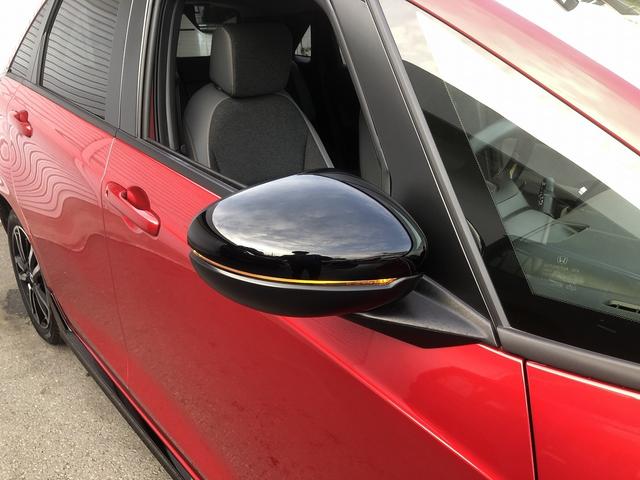 フィット ｅ：ＨＥＶ　ＲＳ　ホンダセンシング　９インチＳＤナビ　フルセグＴＶ　Ｂｌｕｅｔｏｏｔｈ接続　カープレイ　バックカメラ　ハーフレザー　ＥＴＣ２．０　ＬＥＤオートライト　ＵＳＢ充電　パドルシフト　ステアスイッチ　ＣＭＢＳ（52枚目）