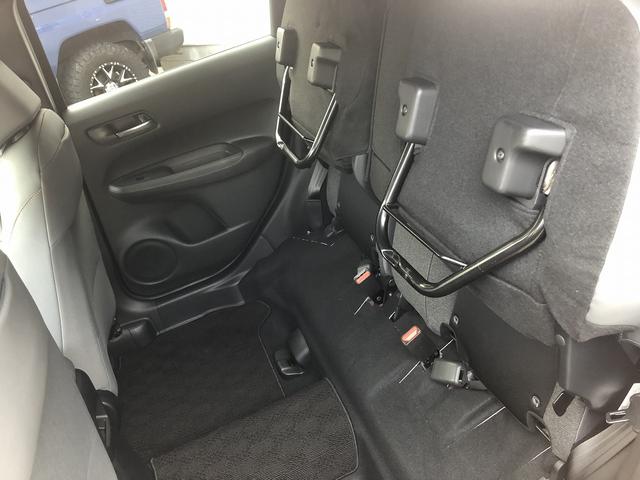 フィット ｅ：ＨＥＶ　ＲＳ　ホンダセンシング　９インチＳＤナビ　フルセグＴＶ　Ｂｌｕｅｔｏｏｔｈ接続　カープレイ　バックカメラ　ハーフレザー　ＥＴＣ２．０　ＬＥＤオートライト　ＵＳＢ充電　パドルシフト　ステアスイッチ　ＣＭＢＳ（69枚目）