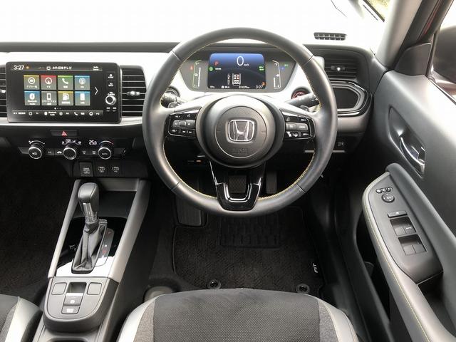 フィット ｅ：ＨＥＶ　ＲＳ　ホンダセンシング　９インチＳＤナビ　フルセグＴＶ　Ｂｌｕｅｔｏｏｔｈ接続　カープレイ　バックカメラ　ハーフレザー　ＥＴＣ２．０　ＬＥＤオートライト　ＵＳＢ充電　パドルシフト　ステアスイッチ　ＣＭＢＳ（71枚目）