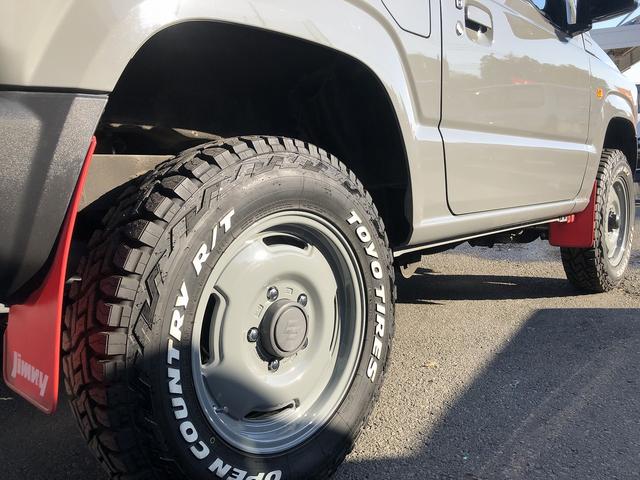 ＪＡＯＳリフトＵＰ　オープンカントリー付ＡＰＩＯ１６インチＡＷ　ＣＬＬＩＮＫリアゲートＢＯＸ　ＩＰＦサイドストレージパネル　サイドバー８型ナビ　ＢＴ接続　Ｂカメラ　アルパインデジタルミラー　前後フォグ