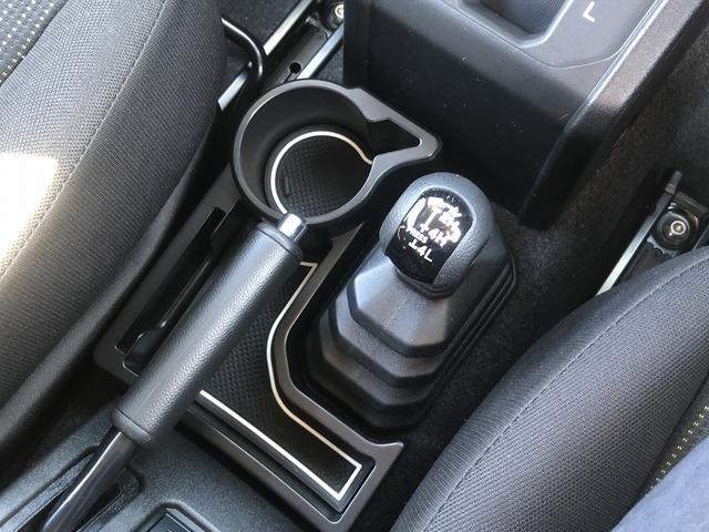 ＪＡＯＳリフトＵＰ　オープンカントリー付ＡＰＩＯ１６インチＡＷ　ＣＬＬＩＮＫリアゲートＢＯＸ　ＩＰＦサイドストレージパネル　サイドバー８型ナビ　ＢＴ接続　Ｂカメラ　アルパインデジタルミラー　前後フォグ