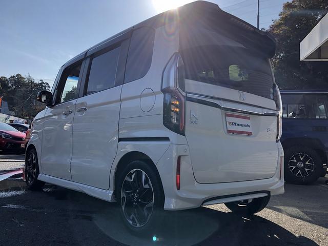 N-BOXカスタム G・Lターボホンダセンシング メモリナビ フルセグTV Bluetooth接続 バックカメラ ETC パドルシフト Wパワスラ ステアスイッチ ハーフレザー LEDオートライト&フォグ ロールシェード CMBS LKAS ACC(9枚目)