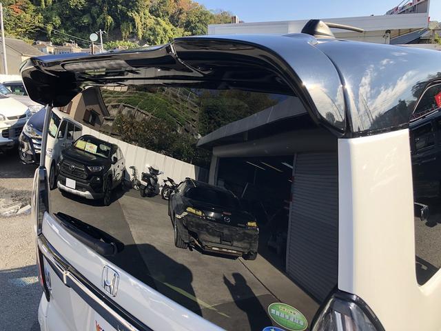 N-BOXカスタム G・Lターボホンダセンシング メモリナビ フルセグTV Bluetooth接続 バックカメラ ETC パドルシフト Wパワスラ ステアスイッチ ハーフレザー LEDオートライト&フォグ ロールシェード CMBS LKAS ACC(55枚目)