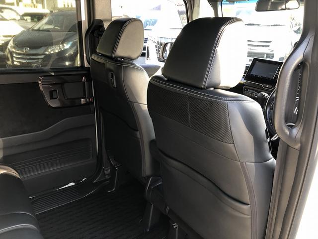 N-BOXカスタム G・Lターボホンダセンシング メモリナビ フルセグTV Bluetooth接続 バックカメラ ETC パドルシフト Wパワスラ ステアスイッチ ハーフレザー LEDオートライト&フォグ ロールシェード CMBS LKAS ACC(65枚目)