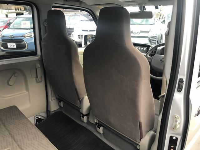 ＮＶ１００クリッパーバン ＤＸ　ハイルーフ　禁煙車　ＳＤナビ　Ｂｌｕｅｔｏｏｔｈ接続　前後ドラレコ　ＥＴＣ　ＵＳＢ充電　オーバーヘッドシェルフ　５ＡＧＳ　両側スライドドア　オートライト　Ｈライトレベライザー　ＰＷ　キーレスエントリー（64枚目）