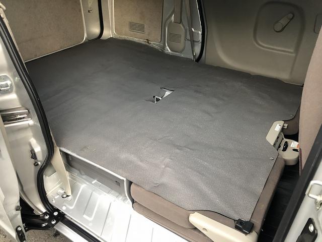 ＮＶ１００クリッパーバン ＤＸ　ハイルーフ　禁煙車　ＳＤナビ　Ｂｌｕｅｔｏｏｔｈ接続　前後ドラレコ　ＥＴＣ　ＵＳＢ充電　オーバーヘッドシェルフ　５ＡＧＳ　両側スライドドア　オートライト　Ｈライトレベライザー　ＰＷ　キーレスエントリー（66枚目）