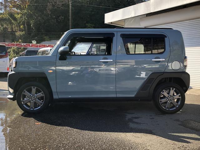 タフト Gターボ スカイフィールトップ スマアシ メモリナビ フルセグTV Bluetooth接続 パノラマモニター ドラレコ ETC Wシートヒータ ステアスイッチ ルーフレール USB充電 衝突軽減B 車線逸脱警報(10枚目)