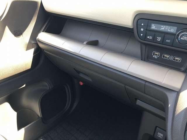 N-WGN Lホンダセンシング SDナビ Bluetooth接続 バックカメラ パーキングソナー ETC USB充電 シートヒータ オートライト ステアスイッチ CMBS LKAS ACC 先行車発進告知 標識検知 オートハイビーム(79枚目)