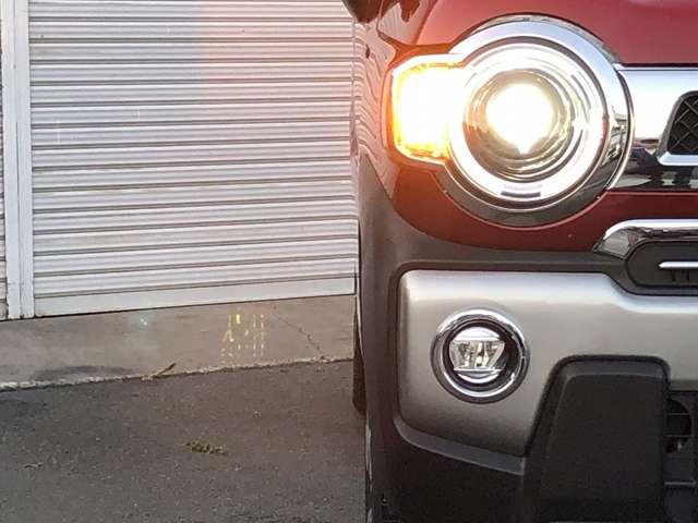 ハスラー Ｊスタイル　２トーン　ＤＣＢＳ　９インチナビ　ＢＴ・ＵＳＢ・カープレイ接続　全方位モニター　ルーフレール　Ｗシートヒーター　ＬＥＤオートライト＆フォグ　Ｐセンサー　標識認識　先行車発進　誤発進抑制　禁煙（44枚目）